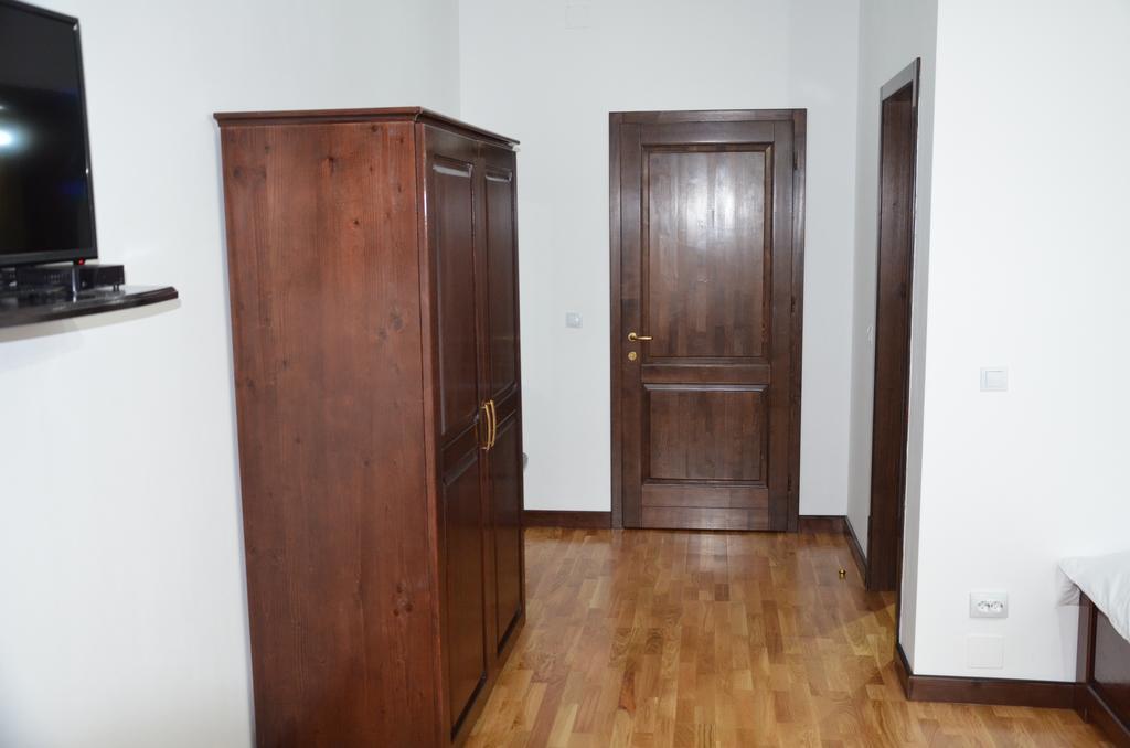 Pensiunea Zana Muntilor Piatra Fantanele Exterior photo