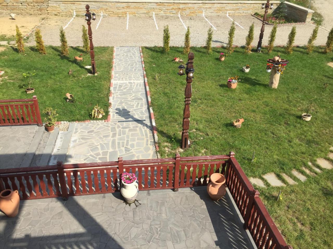 Pensiunea Zana Muntilor Piatra Fantanele Exterior photo